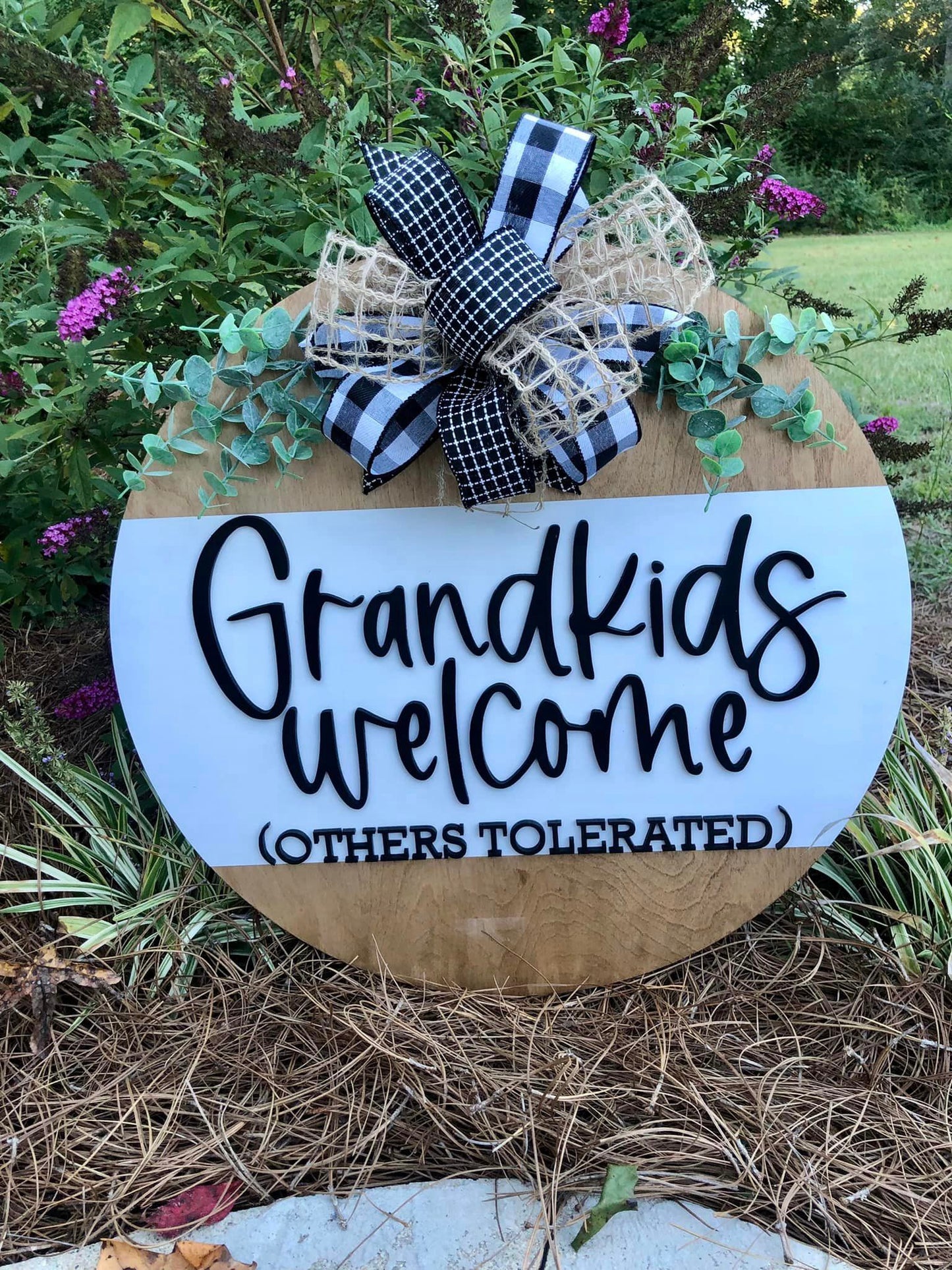 Grandkids Welcome Round